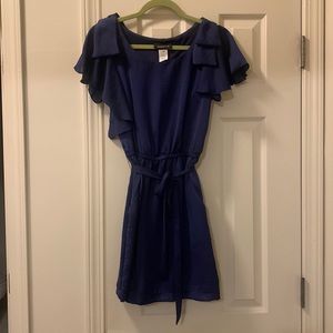 Pretty dark blue party dress that pulls in at waist & has fun sleeve detail.
